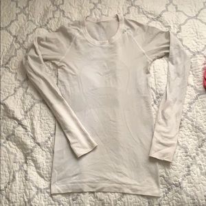 White lulu lemon long sleeve shirt
